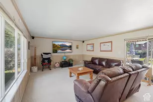 2960 E La Joya Dr S, Holladay, UT 84124 - Photo 6