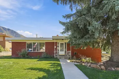 2960 E La Joya Dr S, Holladay, UT 84124 - Photo 2