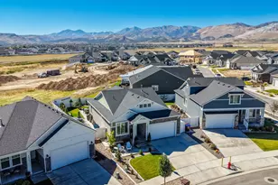 6079 W Teton Vlg Dr, Herriman, UT 84096 - Photo 28