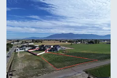 4863 Jacquelyn Park Ln, Taylor, UT 84401 - Photo 2