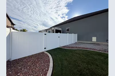 4863 Jacquelyn Park Ln, Taylor, UT 84401 - Photo 52