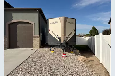 4863 Jacquelyn Park Ln, Taylor, UT 84401 - Photo 46