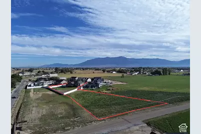 4863 Jacquelyn Park Ln, Ogden, UT 84401 - Photo 2