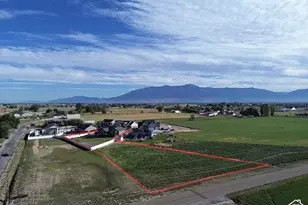 4863 Jacquelyn Park Ln, Ogden, UT 84401 - Photo 2