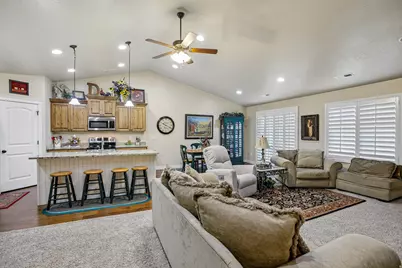 482 Hyde Park Ln, Kaysville, UT 84037 - Photo 8