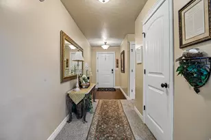 482 Hyde Park Ln, Kaysville, UT 84037 - Photo 2