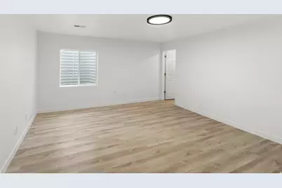 2869 S Drake Ave, Saratoga Springs, UT 84045 - Photo 40