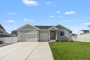 2869 S Drake Ave, Saratoga Springs, UT 84045 - Photo 1