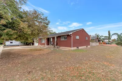 258 W Harrison St S, Midvale, UT 84047 - Photo 2