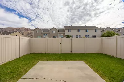 413 S 1250 E, Hyrum, UT 84319 - Photo 12