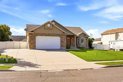 271 W 1825 N, North Ogden, UT 84414 - Photo 2