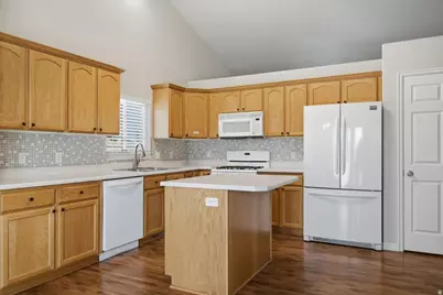 271 W 1825 N, North Ogden, UT 84414 - Photo 10
