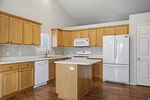 271 W 1825 N, North Ogden, UT 84414 - Photo 10