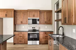 642 E 250 N, Providence, UT 84332 - Photo 8