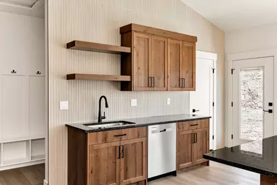 642 E 250 N, Providence, UT 84332 - Photo 10