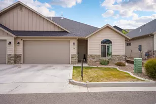 1121 S Cedar Knls Dr, Cedar City, UT 84720 - Photo 1