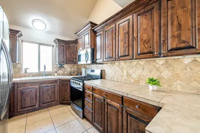 60 W 1060 St N, Hurricane, UT 84737 - Photo 10