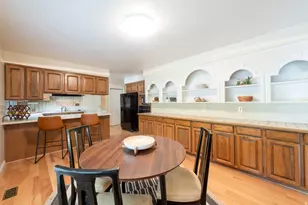 4909 S Naniloa Dr, Holladay, UT 84117 - Photo 8
