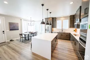 11569 S Markfield Way, South Jordan, UT 84009 - Photo 8