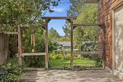 95 N 380 E, Smithfield, UT 84335 - Photo 52