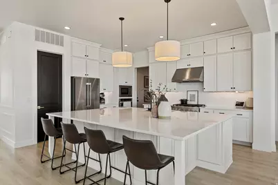 4784 W Juniper Bend Cir, Herriman, UT 84096 - Photo 10