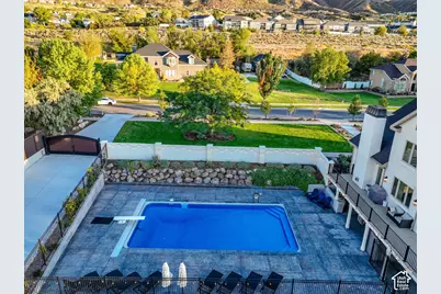 983 E Southfork Dr, Draper, UT 84020 - Photo 108