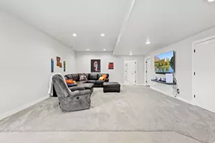 475 N 900 E, Hyde Park, UT 84318 - Photo 34