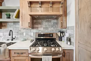 475 N 900 E, Hyde Park, UT 84318 - Photo 14