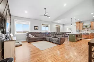 475 N 900 E, Hyde Park, UT 84318 - Photo 10