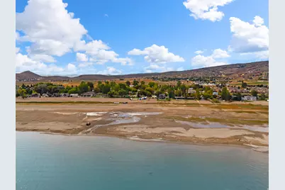 385 E 2000 St S, Garden City, UT 84028 - Photo 12
