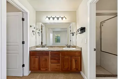 3075 S Crews Ct, West Valley, UT 84120 - Photo 30