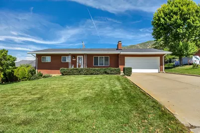 539 E 250 N, Centerville, UT 84014 - Photo 1