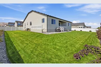 12297 S Bison Field Cv W, Herriman, UT 84096 - Photo 72