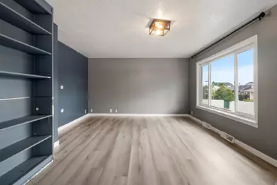97 W Lester Ave, Murray, UT 84107 - Photo 8