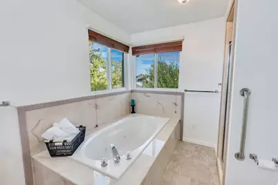 875 E 400 N, Lindon, UT 84042 - Photo 30