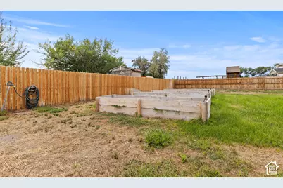 4557 N Old Ranch Rd E, Erda, UT 84074 - Photo 32