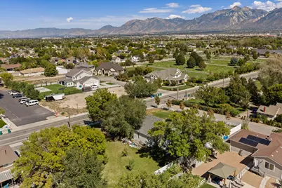 1627 W 13200 S, Riverton, UT 84065 - Photo 8