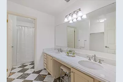 560 E South Temple #508, Salt Lake City, UT 84102 - Photo 8