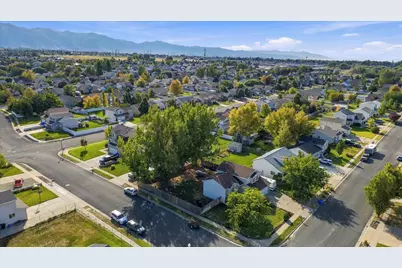 1598 N 2530 W, Clinton, UT 84015 - Photo 42