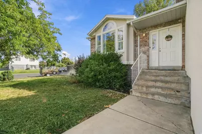 1598 N 2530 W, Clinton, UT 84015 - Photo 32