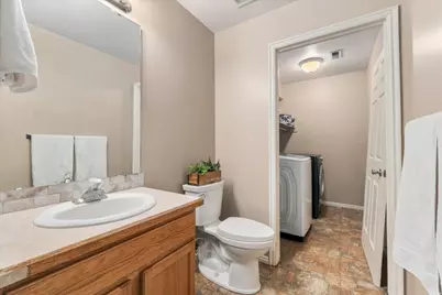 1598 N 2530 W, Clinton, UT 84015 - Photo 16