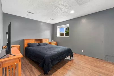 1598 N 2530 W, Clinton, UT 84015 - Photo 20