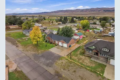 160 S 100 W, Mona, UT 84645 - Photo 4