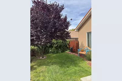 294 W 400 N, Moab, UT 84532 - Photo 18