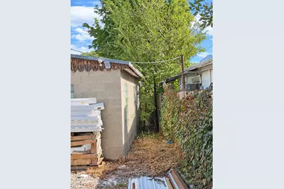 6936 S Columbia Dr W, West Jordan, UT 84084 - Photo 10
