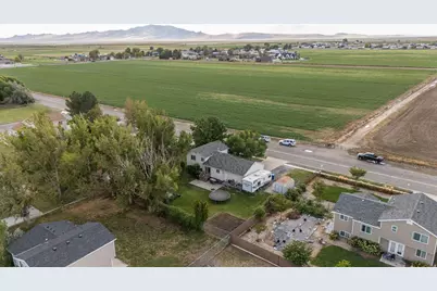 2437 S 3000 W, Syracuse, UT 84075 - Photo 36