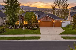533 E Jade Park Ln, Draper, UT 84020 - Photo 2