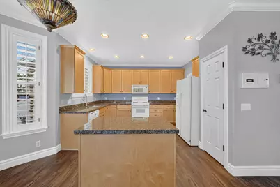 533 E Jade Park Ln, Draper, UT 84020 - Photo 10