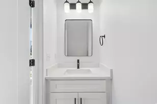 821 W 800 S, Salt Lake City, UT 84104 - Photo 20