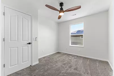 4076 E Southpass Rd, Eagle Mountain, UT 84005 - Photo 16